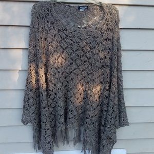 Miss Kelly 1999 gray shawl